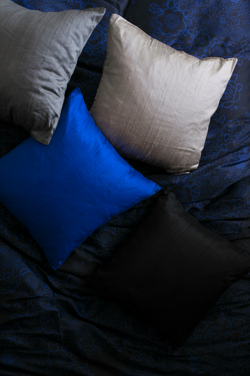 MILLA cushion: blue