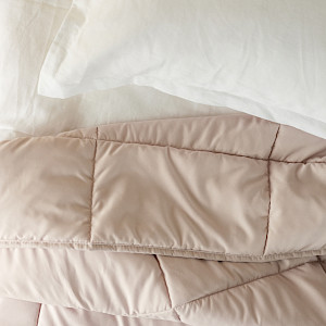 ELLEN bedspread